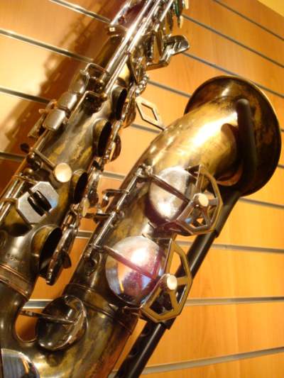Voir  Saxophone�Dolnet�Finition�Ophicl�ide