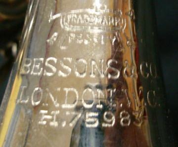 Voir  Trompette�contrefaite�!