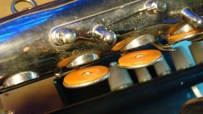 Ophicl�ide Atelier r�paration instruments � vents - Restauration quatuor saxophone Evette � Schaeffer