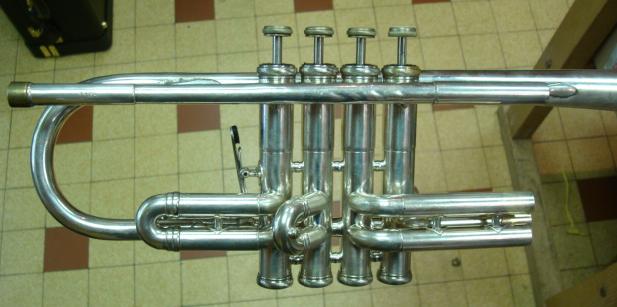 Voir  Trompette�Holton�