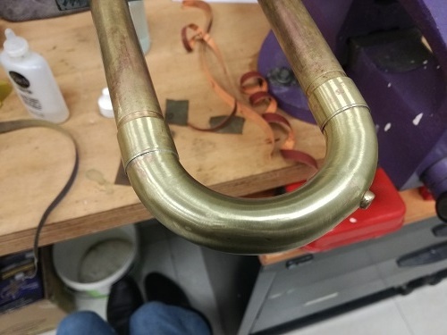 Voir  Extraction�d�une�coulisse�de�Tuba