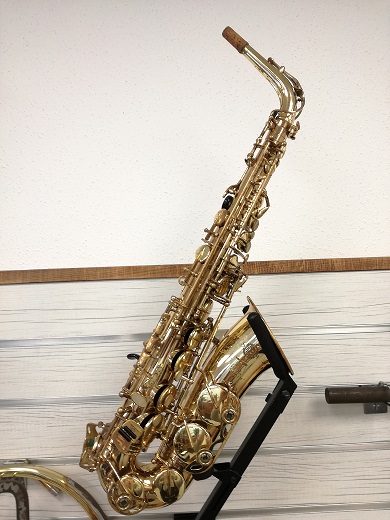 Ophicl�ide Atelier r�paration instrumentss � vent D�vernissage patine saxophone alto SELMER