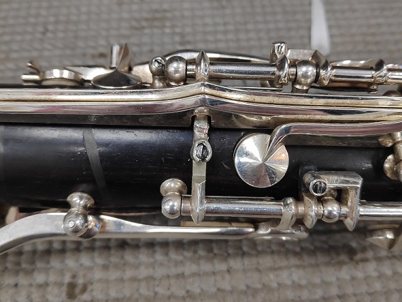 Ophicl�ide Atelier r�paration instruments � vent Fabricatiopn cl� Cor de basset Op�ra la Scala Milan