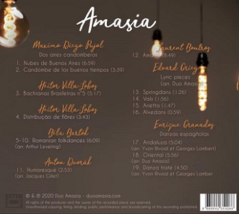 Ophicl�ide Showroom Concert duo Amasia Laura Matz (fl�te) et Nora Amanda Gundersen (guitare)